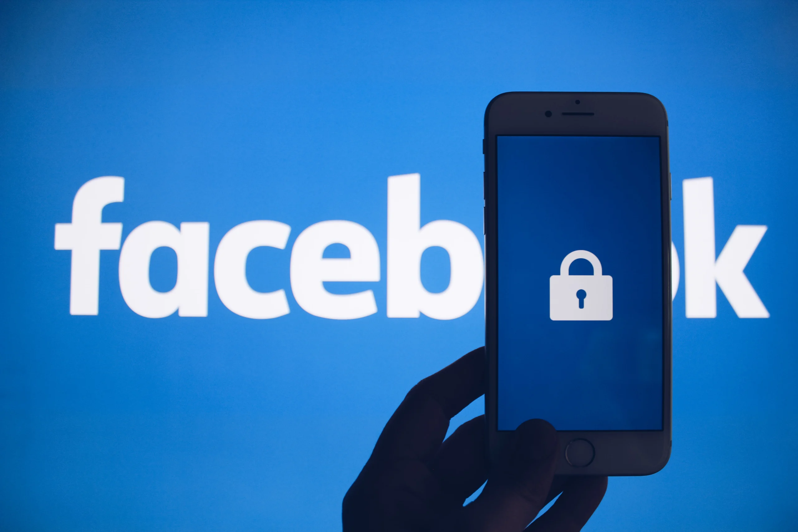 Facebook inaccessible for thousands worldwide with 'Account Temporarily Unavailable' errors
